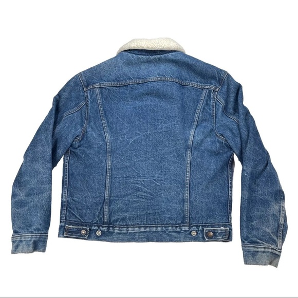 Vintage Levi’s Sherpa Lined Denim Trucker Jacket Orange Tab Size 44 USA Made - Picture 2 of 16